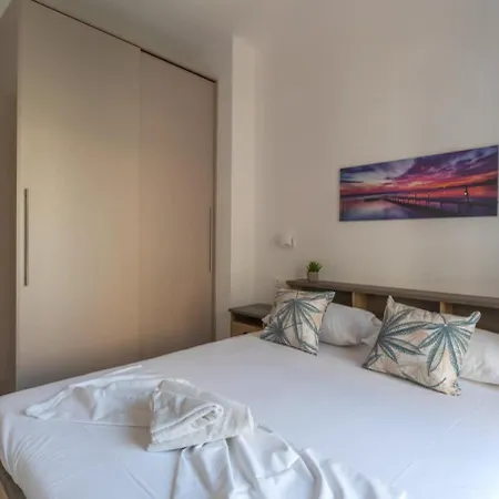 Modern & Comfort In Metaksourgeio 2 Apartment